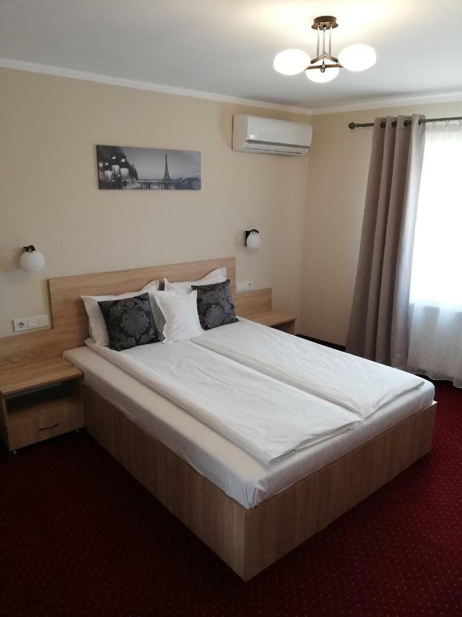 Hotel Casa Daomi à Deva Extérieur photo