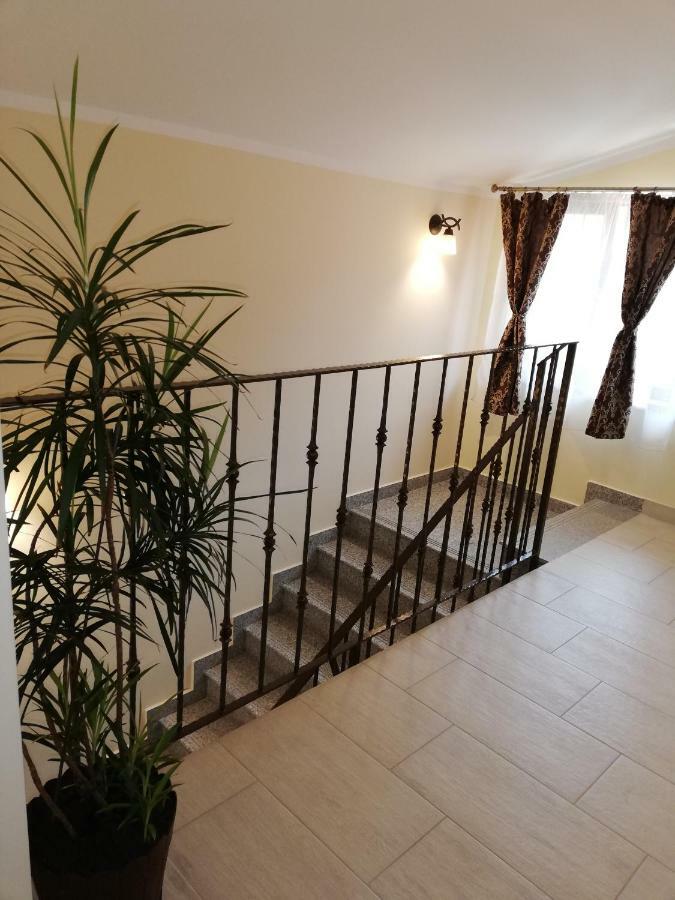 Hotel Casa Daomi à Deva Extérieur photo