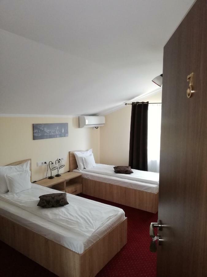 Hotel Casa Daomi à Deva Extérieur photo